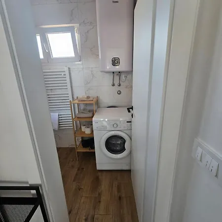 Apartment Ena Vir