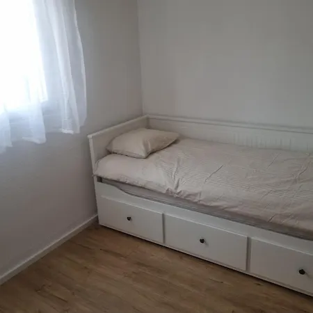 Ena Apartment Vir