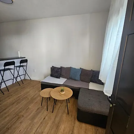 Ena Apartment *