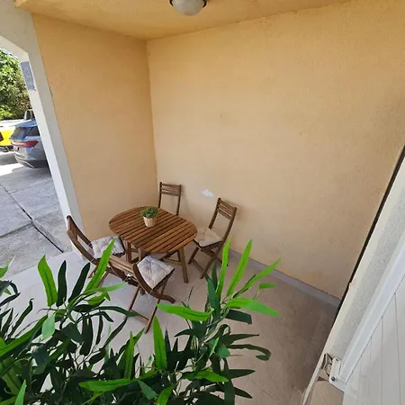 Ena Apartment